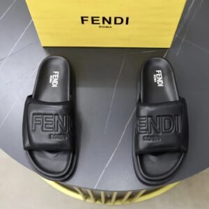 Fendi Roma Minimalist Style Black Slippers