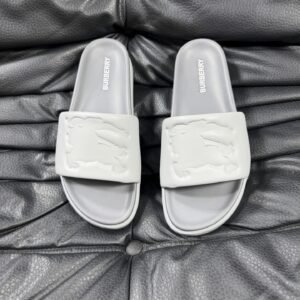 Burberry Equestrian Knight Light Luxury Style Light Grey Slides