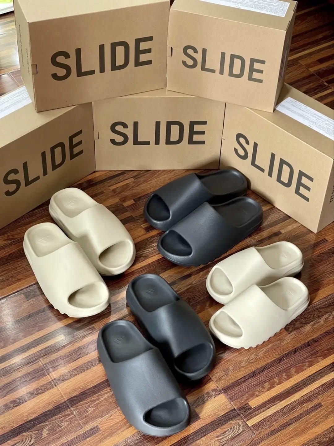 Yeezy Slide Example - Popular Bathhouse Slipper Design