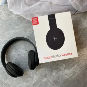 Beats Studio Wireless Headphones in Black
