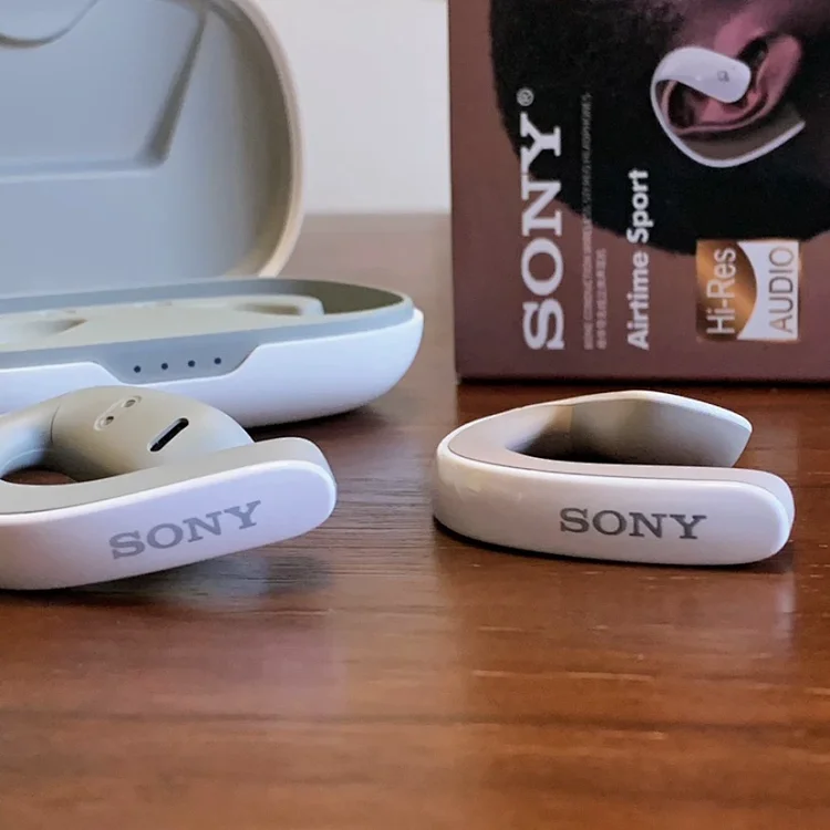 Sony WF-1000XM5 Wireless Earbuds in White