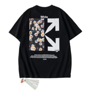 Black Style 685 Anime Graphic T-Shirt Bold Graphic