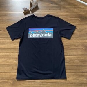Patagonia Black Logo T-Shirt Travel Styling Graphic
