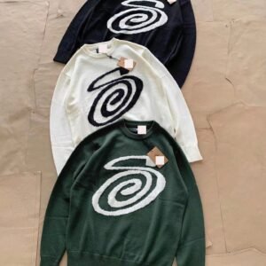 Stussy Green Swirl Graphic SweatShirt Travel Styling